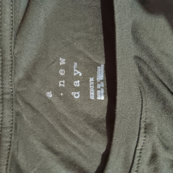 A new day long sleeve shirt - Picture 3 of 4